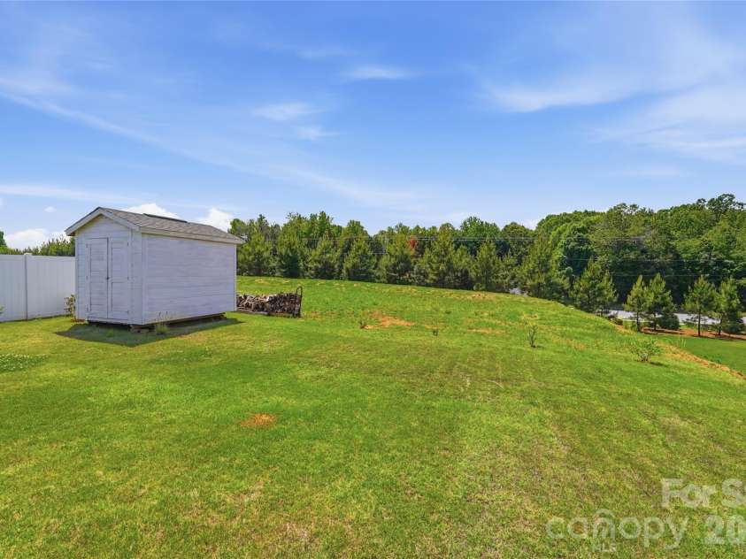 116 Camdenbrush Trail, Rock Hill, SC 29732.  MLS# CAR4345969, YatesRealty ID 26415. 