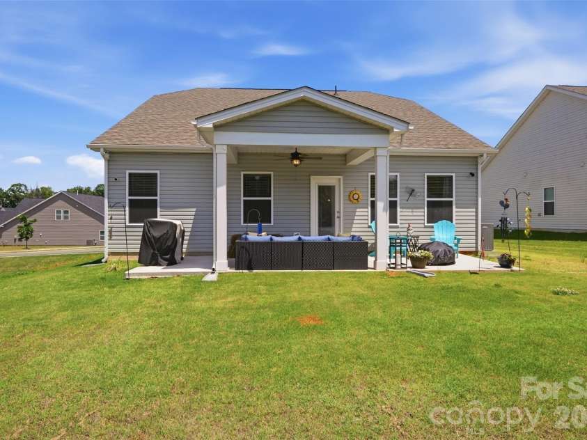 116 Camdenbrush Trail, Rock Hill, SC 29732.  MLS# CAR4345969, YatesRealty ID 26415. 