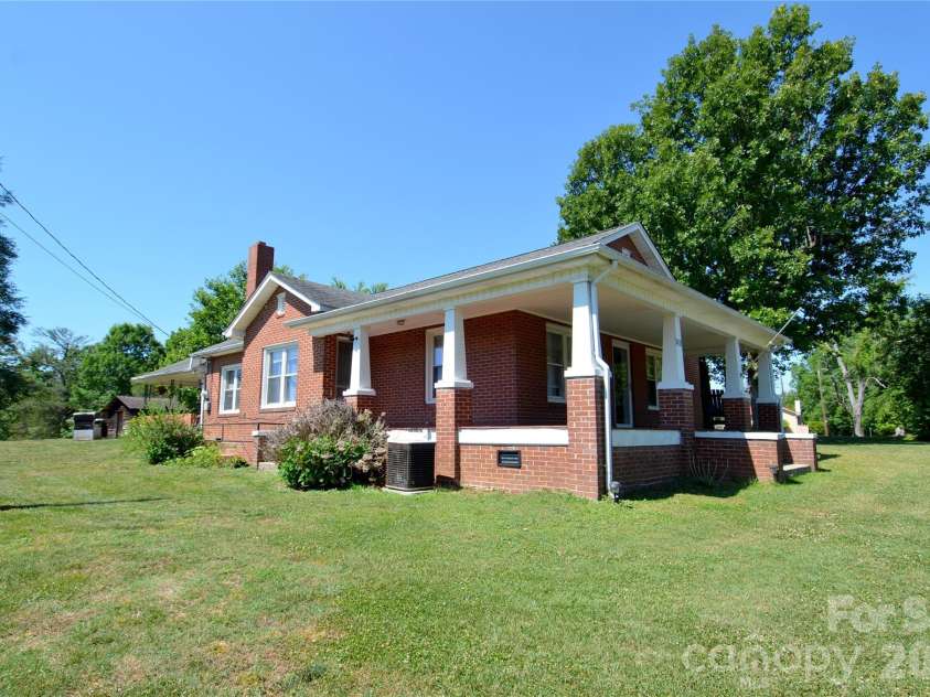 1419 US 70 Highway, Valdese, NC 28690.  MLS# CAR4381652, YatesRealty ID 26417. 