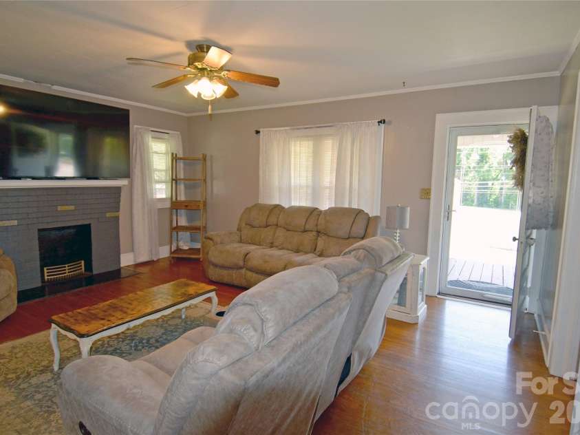 1419 US 70 Highway, Valdese, NC 28690.  MLS# CAR4381652, YatesRealty ID 26417. 
