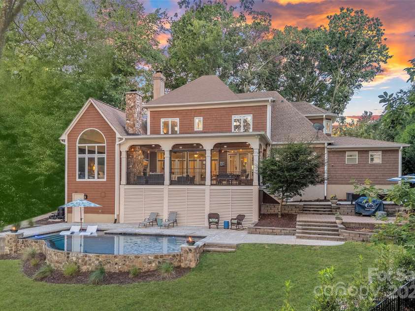 20338 Christofle Drive, Cornelius, NC 28031.  MLS# CAR4273700, YatesRealty ID 26418. 
