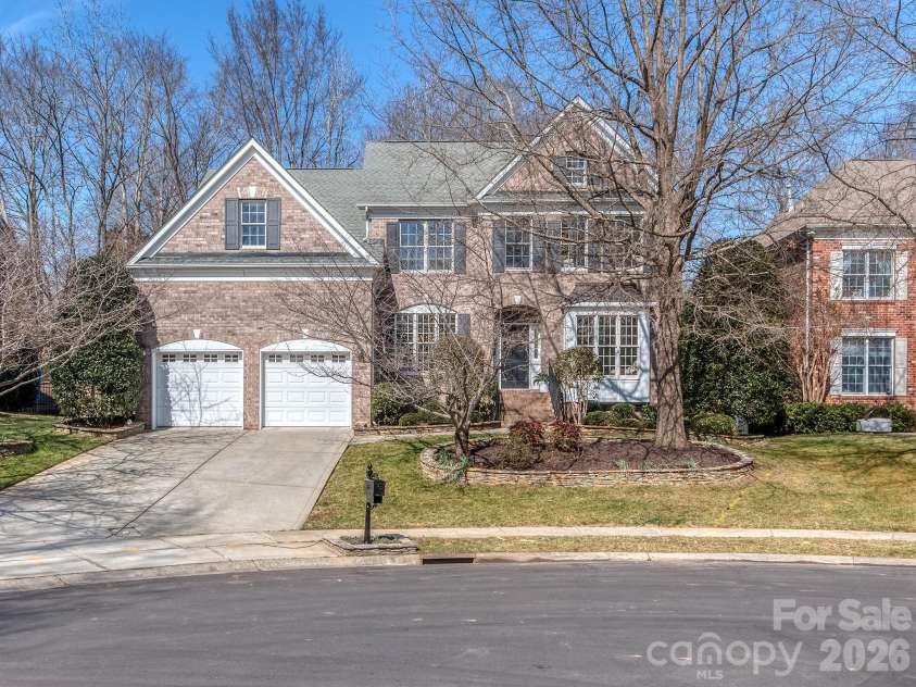 614 Ashgrove Lane, Charlotte, NC 28270.  MLS# CAR4346088, YatesRealty ID 26418. 