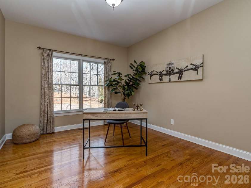 614 Ashgrove Lane, Charlotte, NC 28270.  MLS# CAR4346088, YatesRealty ID 26418. 