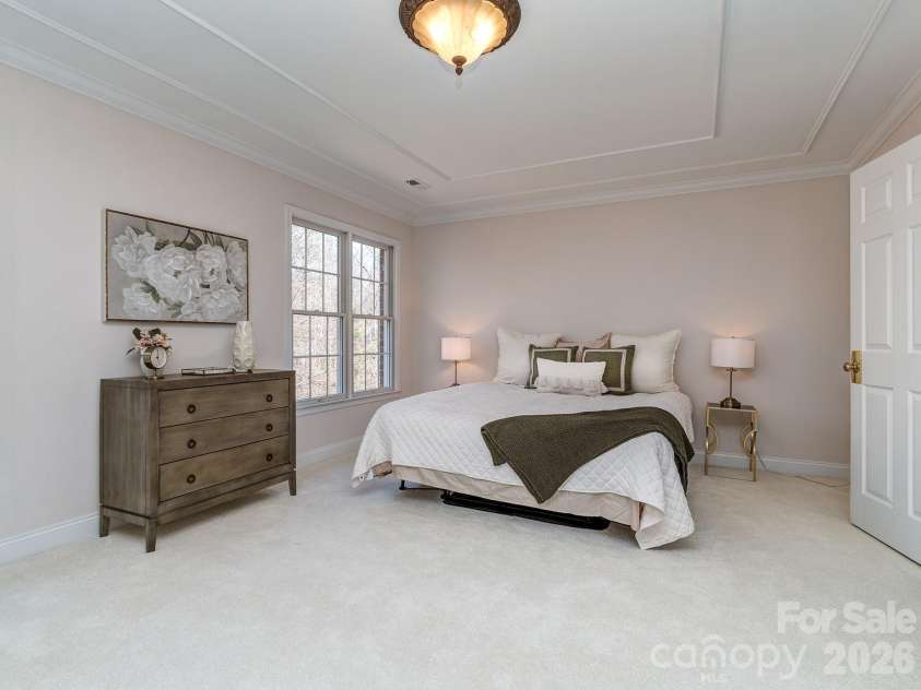 614 Ashgrove Lane, Charlotte, NC 28270.  MLS# CAR4346088, YatesRealty ID 26418. 