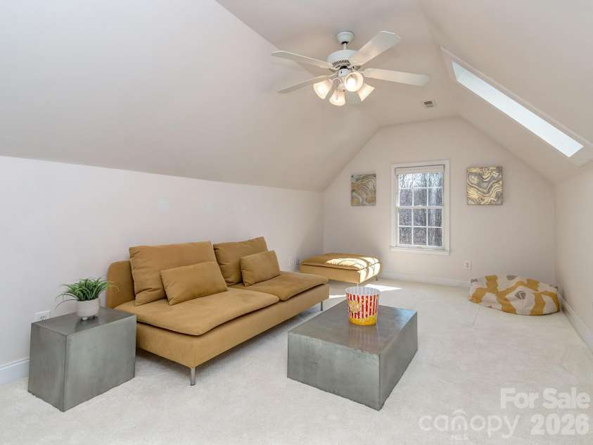 614 Ashgrove Lane, Charlotte, NC 28270.  MLS# CAR4346088, YatesRealty ID 26418. 