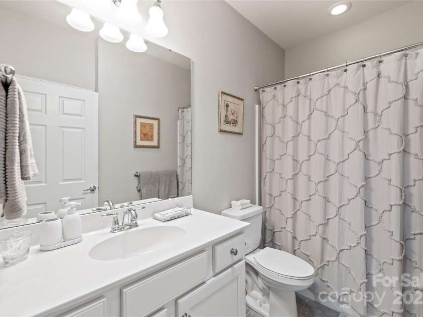 1036 Mesa Verde Drive, Indian Land, SC 29707.  MLS# CAR4279950, YatesRealty ID 26419. Hall Bath
