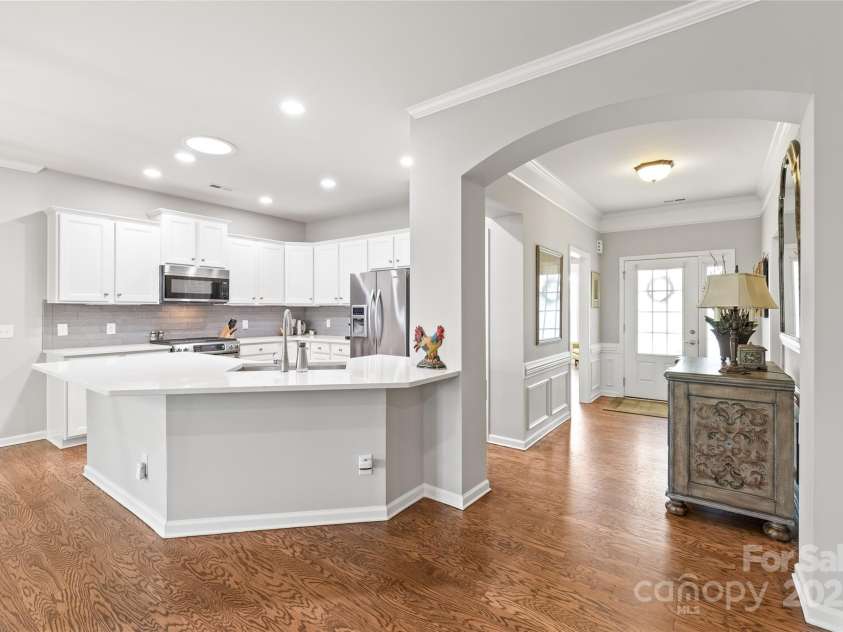 1036 Mesa Verde Drive, Indian Land, SC 29707.  MLS# CAR4279950, YatesRealty ID 26419. Kitchen