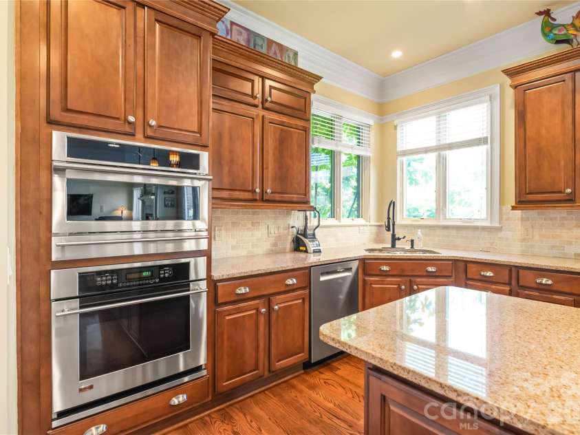 3621 McPherson Street, Waxhaw, NC 28173.  MLS# CAR4382299, YatesRealty ID 26419. 
