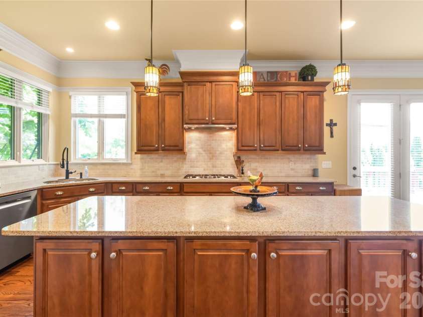 3621 McPherson Street, Waxhaw, NC 28173.  MLS# CAR4382299, YatesRealty ID 26419. 
