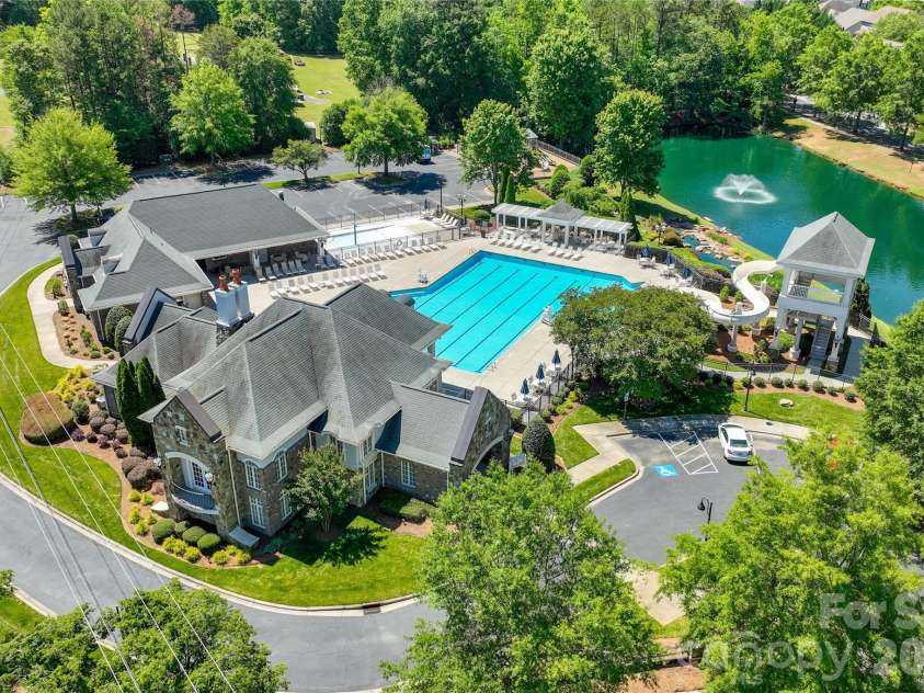3621 McPherson Street, Waxhaw, NC 28173.  MLS# CAR4382299, YatesRealty ID 26419. 