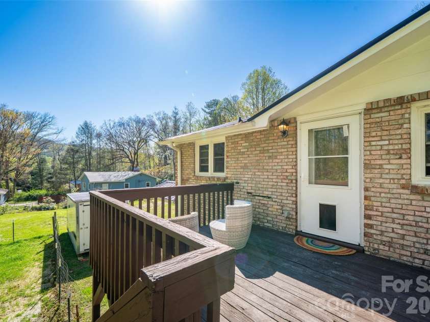 913 Dorothy Street, Hendersonville, NC 28791.  MLS# CAR4354861, YatesRealty ID 26420. Back deck