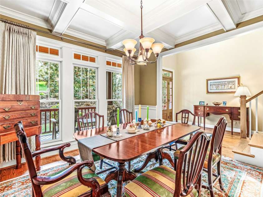 61 Village Pointe Lane, Asheville, NC 28803.  MLS# CAR4367840, YatesRealty ID 26421. 