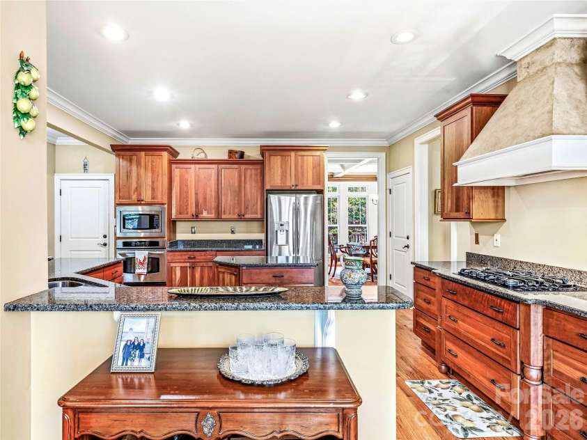 61 Village Pointe Lane, Asheville, NC 28803.  MLS# CAR4367840, YatesRealty ID 26421. 