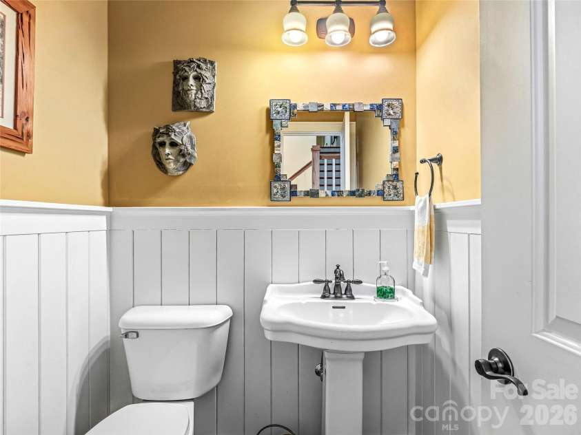 61 Village Pointe Lane, Asheville, NC 28803.  MLS# CAR4367840, YatesRealty ID 26421. 
