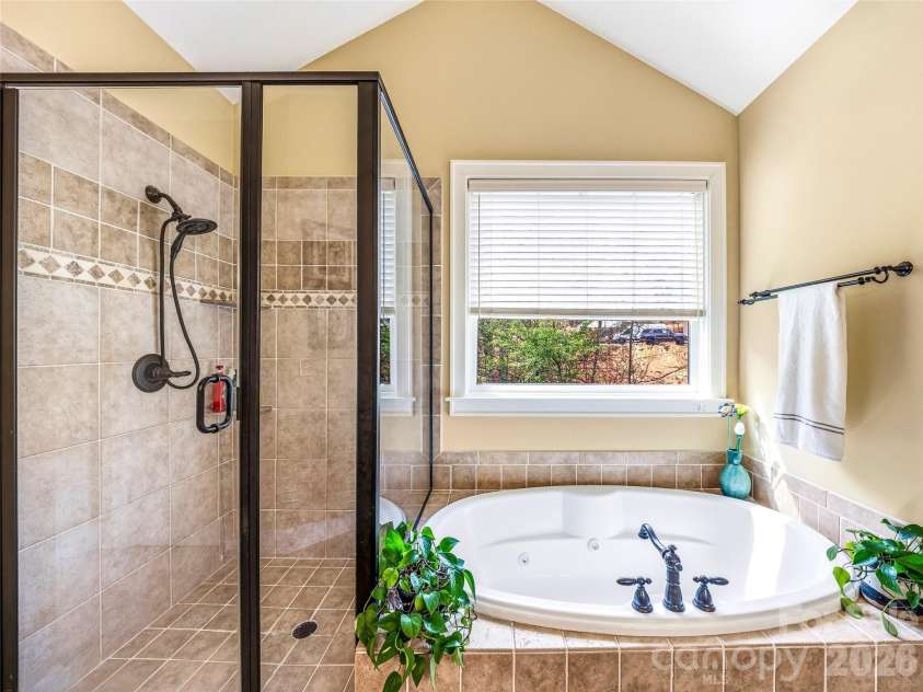 61 Village Pointe Lane, Asheville, NC 28803.  MLS# CAR4367840, YatesRealty ID 26421. 
