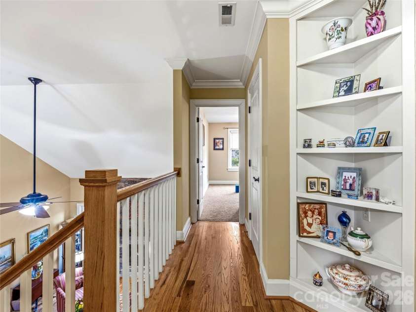 61 Village Pointe Lane, Asheville, NC 28803.  MLS# CAR4367840, YatesRealty ID 26421. 