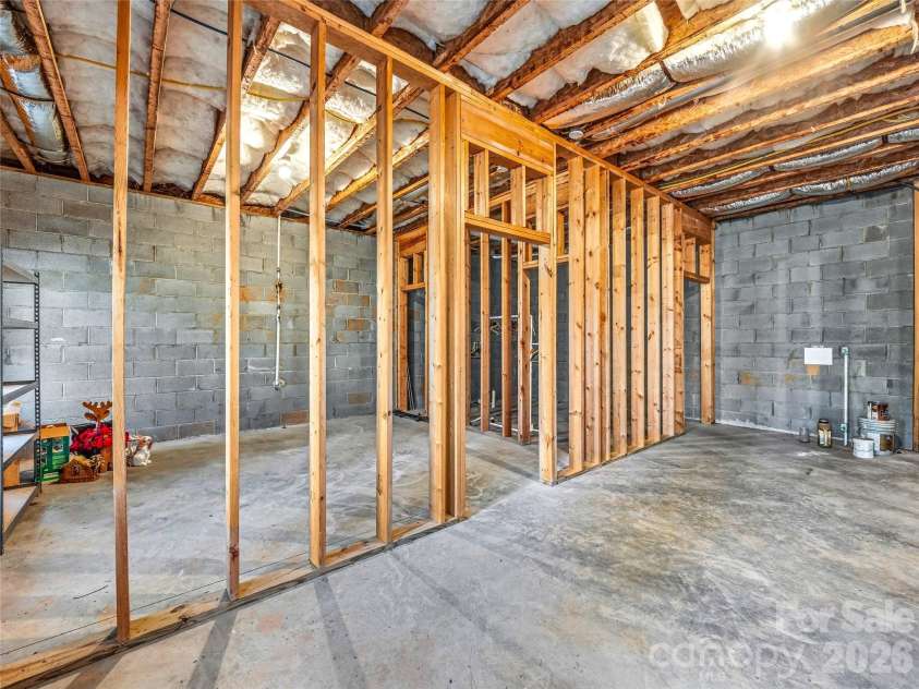 61 Village Pointe Lane, Asheville, NC 28803.  MLS# CAR4367840, YatesRealty ID 26421. 