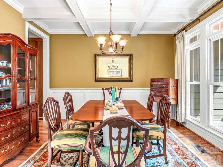 61 Village Pointe Lane, Asheville, NC 28803.  MLS# CAR4367840, YatesRealty ID 26421. Spacious Dining room with floor to ceiling windows