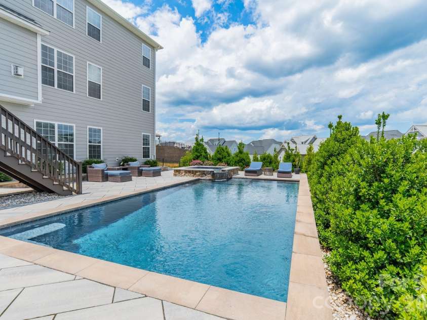 208 Canoe Pole Lane, Mooresville, NC 28117.  MLS# CAR4383925, YatesRealty ID 26422. 