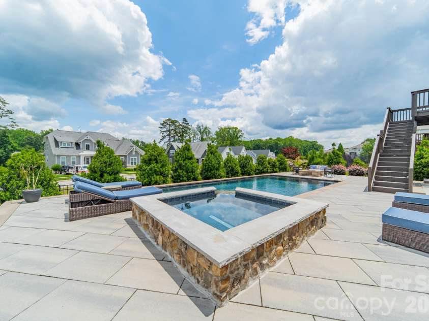 208 Canoe Pole Lane, Mooresville, NC 28117.  MLS# CAR4383925, YatesRealty ID 26422. 
