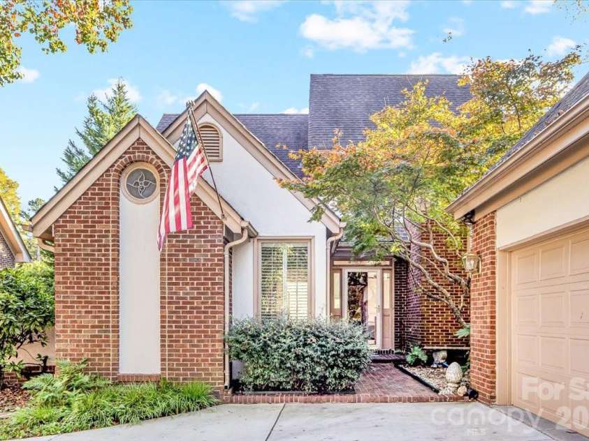 5104 Top Seed Court, Charlotte, NC 28226.  MLS# CAR4369249, YatesRealty ID 26423. 