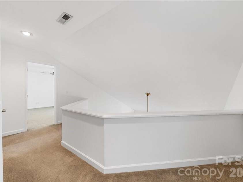 5104 Top Seed Court, Charlotte, NC 28226.  MLS# CAR4369249, YatesRealty ID 26423. 