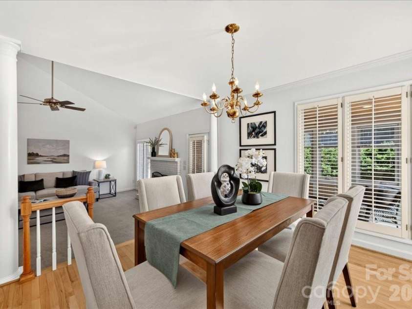 5104 Top Seed Court, Charlotte, NC 28226.  MLS# CAR4369249, YatesRealty ID 26423. Dining Room