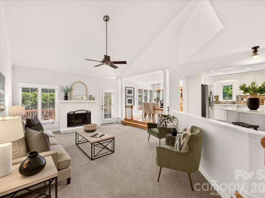 5104 Top Seed Court, Charlotte, NC 28226.  MLS# CAR4369249, YatesRealty ID 26423. Vaulted Ceilings and Open Floor plan