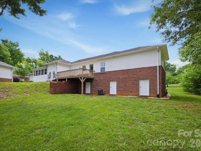 2523 26th Avenue, Hickory, NC 28601.  MLS# CAR4386893, YatesRealty ID 26424. Exterior Rear