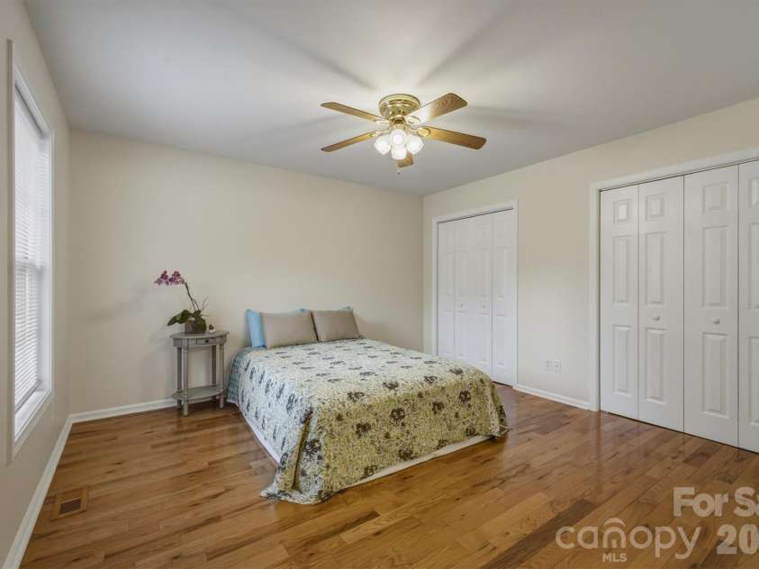 2523 26th Avenue, Hickory, NC 28601.  MLS# CAR4386893, YatesRealty ID 26424. Primary Bedroom