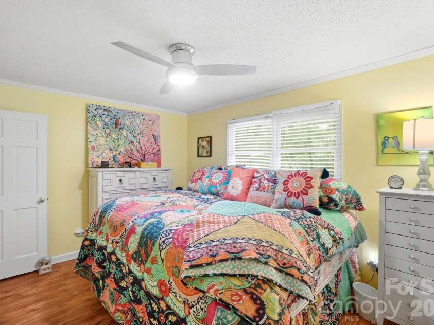 201 Hickory Hill Lane, Stanley, NC 28164.  MLS# CAR4387787, YatesRealty ID 26425. 