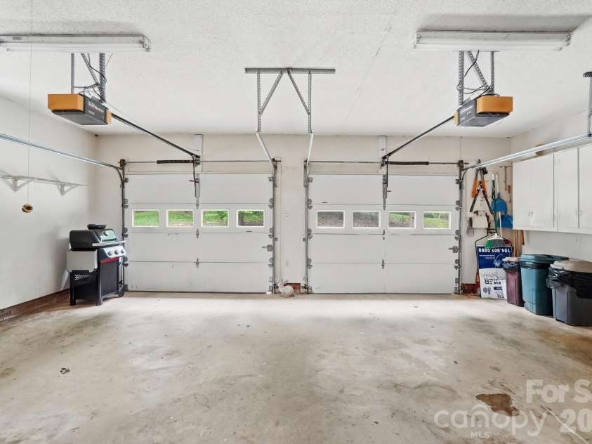 201 Hickory Hill Lane, Stanley, NC 28164.  MLS# CAR4387787, YatesRealty ID 26425. Oversized Two Car Attached Garage