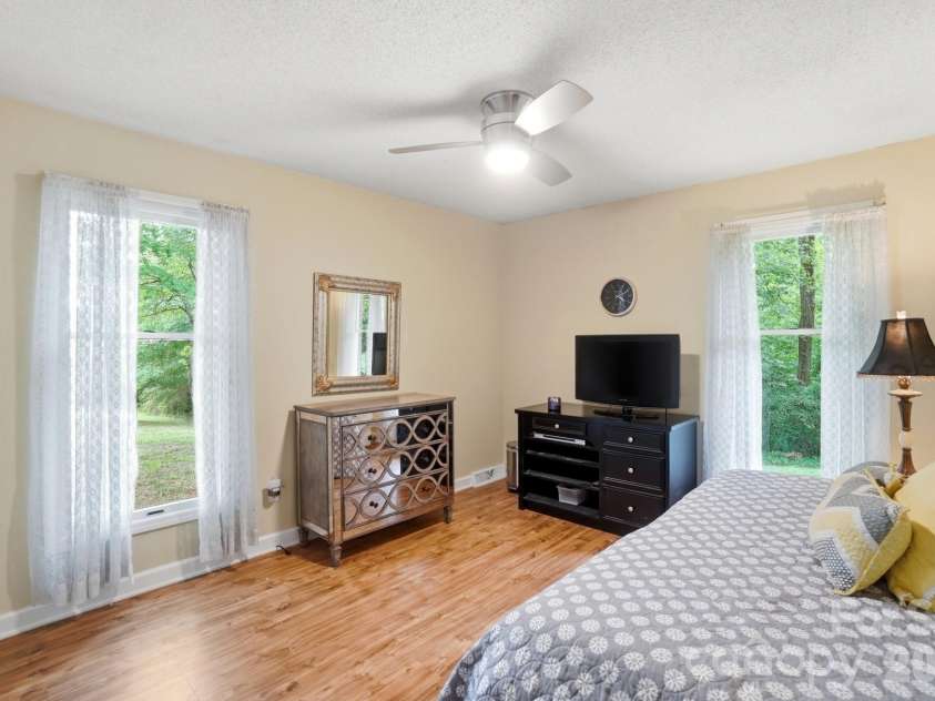 201 Hickory Hill Lane, Stanley, NC 28164.  MLS# CAR4387787, YatesRealty ID 26425. Secondary Bedroom