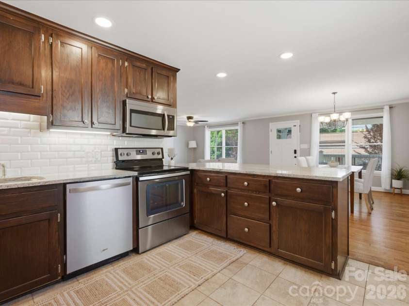 303 Sidney Johnson Street, Fort Mill, SC 29715.  MLS# CAR4383174, YatesRealty ID 26426. 