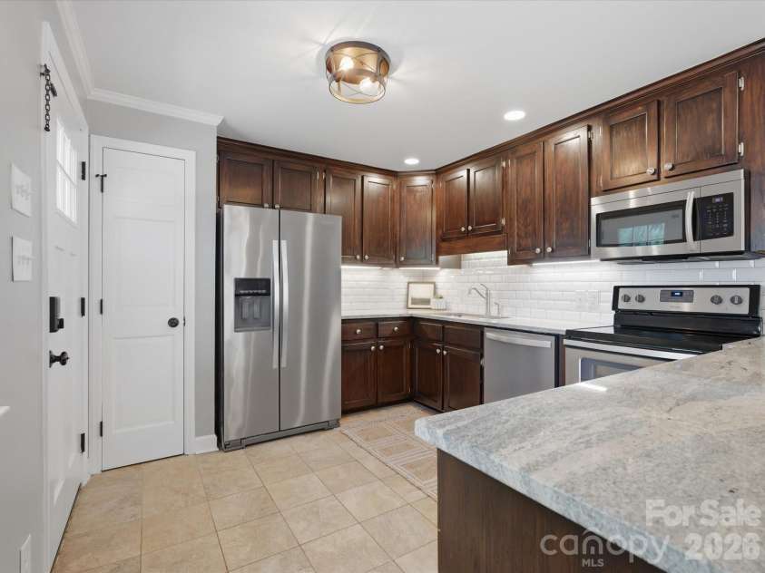 303 Sidney Johnson Street, Fort Mill, SC 29715.  MLS# CAR4383174, YatesRealty ID 26426. 