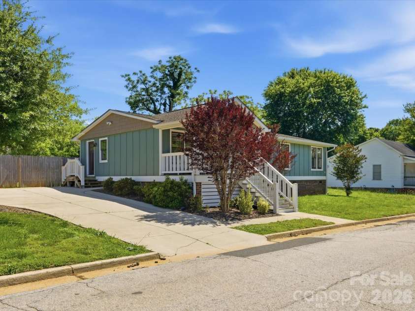 303 Sidney Johnson Street, Fort Mill, SC 29715.  MLS# CAR4383174, YatesRealty ID 26426. 
