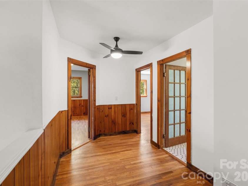 112 Candler School Road, Candler, NC 28715.  MLS# CAR4361613, YatesRealty ID 26429. 