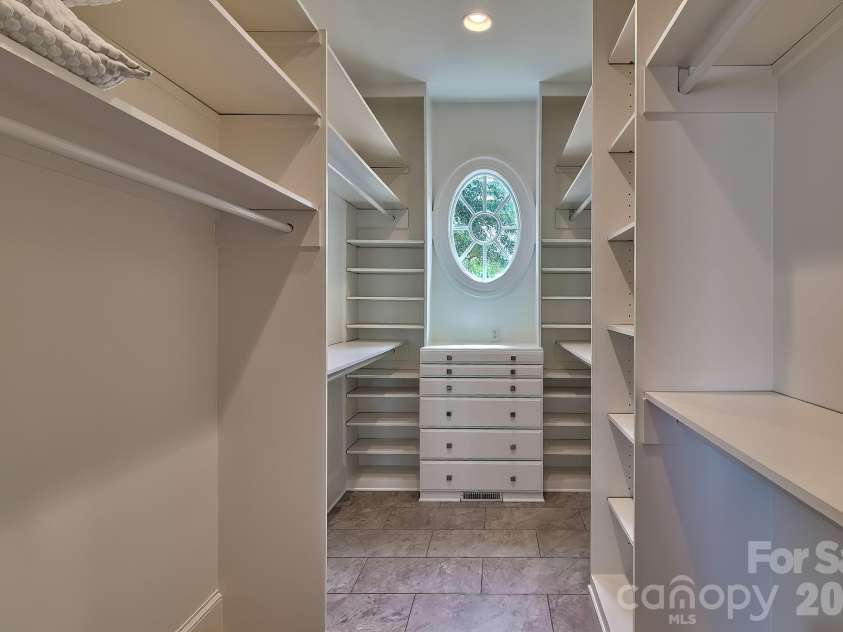 1252 Morning Shore Drive, Lexington, SC 29072.  MLS# CAR4313174, YatesRealty ID 2643. 1 of 2 Custom Walk in Closets