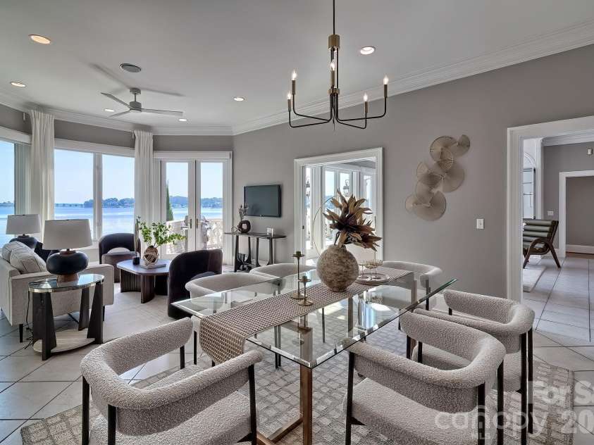 1252 Morning Shore Drive, Lexington, SC 29072.  MLS# CAR4313174, YatesRealty ID 2643. Breakfast Dining Area open to Kitchen and Sitting Room