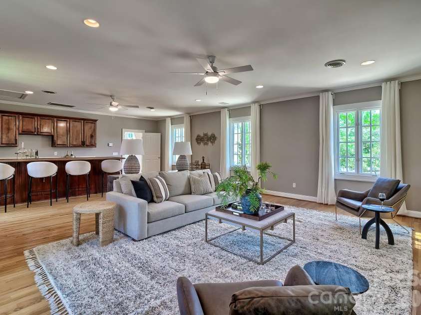 1252 Morning Shore Drive, Lexington, SC 29072.  MLS# CAR4313174, YatesRealty ID 2643. Family Room over 3 Car Garage 