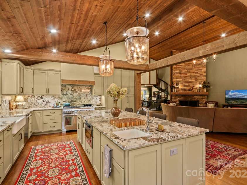 198 Little Harbour None, Vilas, NC 28692.  MLS# CAR4304013, YatesRealty ID 2643. 