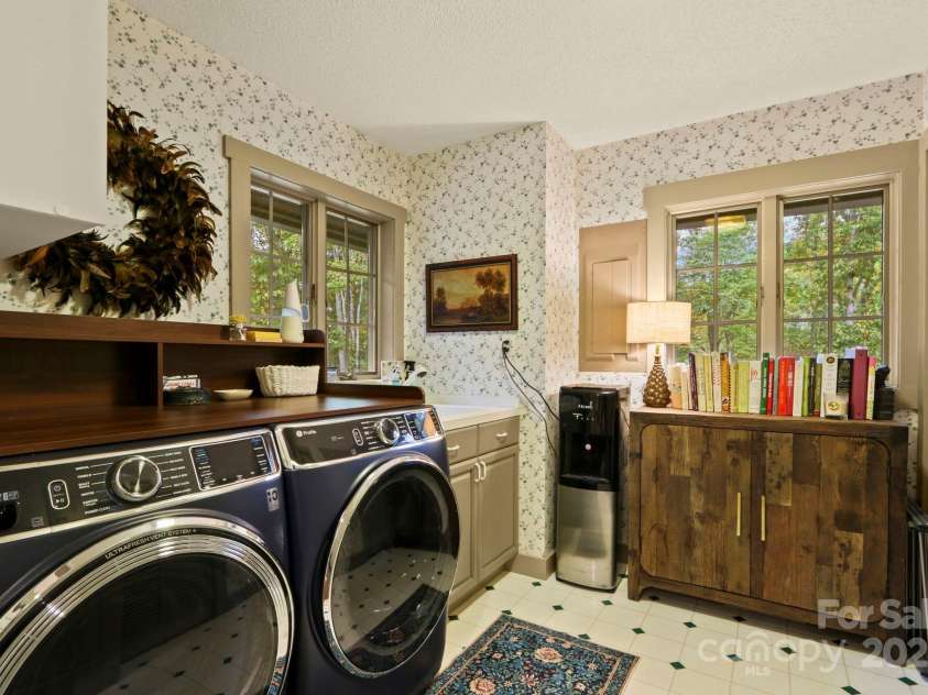 198 Little Harbour None, Vilas, NC 28692.  MLS# CAR4304013, YatesRealty ID 2643. Main-level laundry