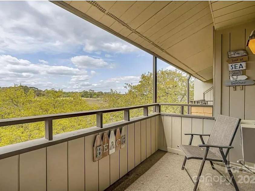 9501 Shore Drive, Myrtle Beach, SC 29572.  MLS# CAR4214183, YatesRealty ID 2643. 