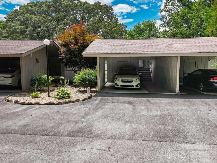 76 Glen Cannon Point, Pisgah Forest, NC 28768.  MLS# CAR4279542, YatesRealty ID 26431. 