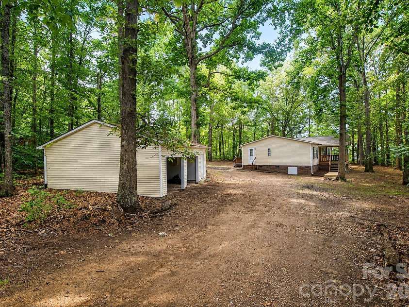 103 Thunder Road, China Grove, NC 28023.  MLS# CAR4386536, YatesRealty ID 26432. 