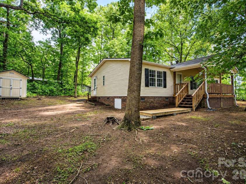 103 Thunder Road, China Grove, NC 28023.  MLS# CAR4386536, YatesRealty ID 26432. 