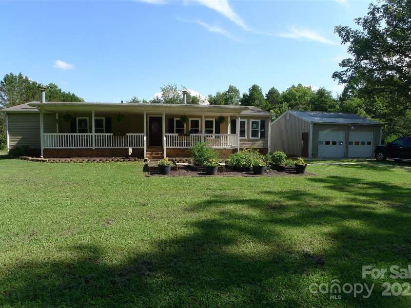 145 Abigail Trail, Ararat, NC 27007.  MLS# CAR4282506, YatesRealty ID 26432. Front of house