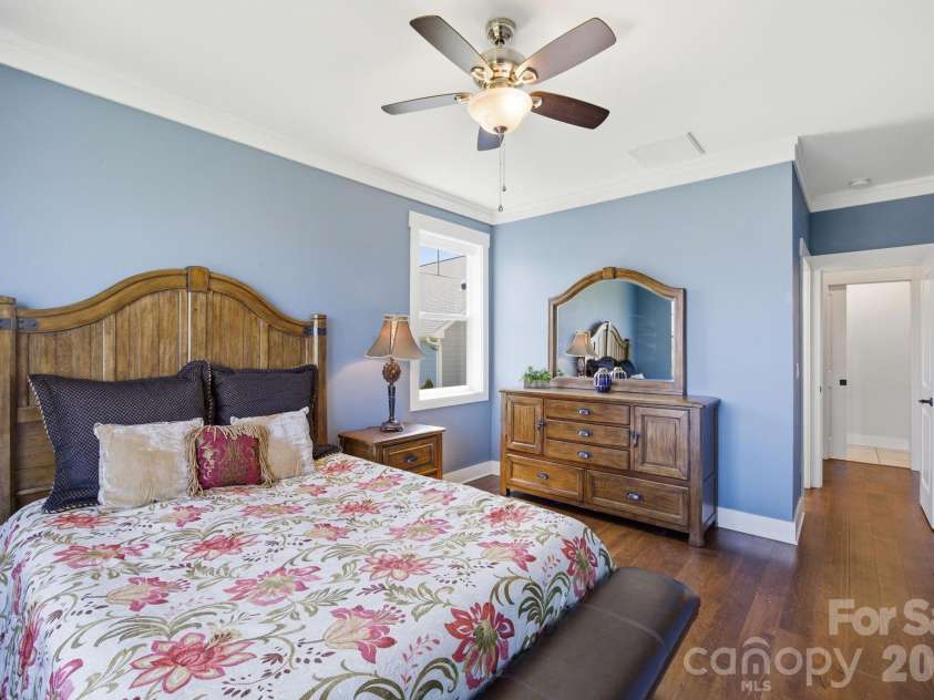 82 Blacksmith Run Drive, Hendersonville, NC 28792.  MLS# CAR4363924, YatesRealty ID 26434. 