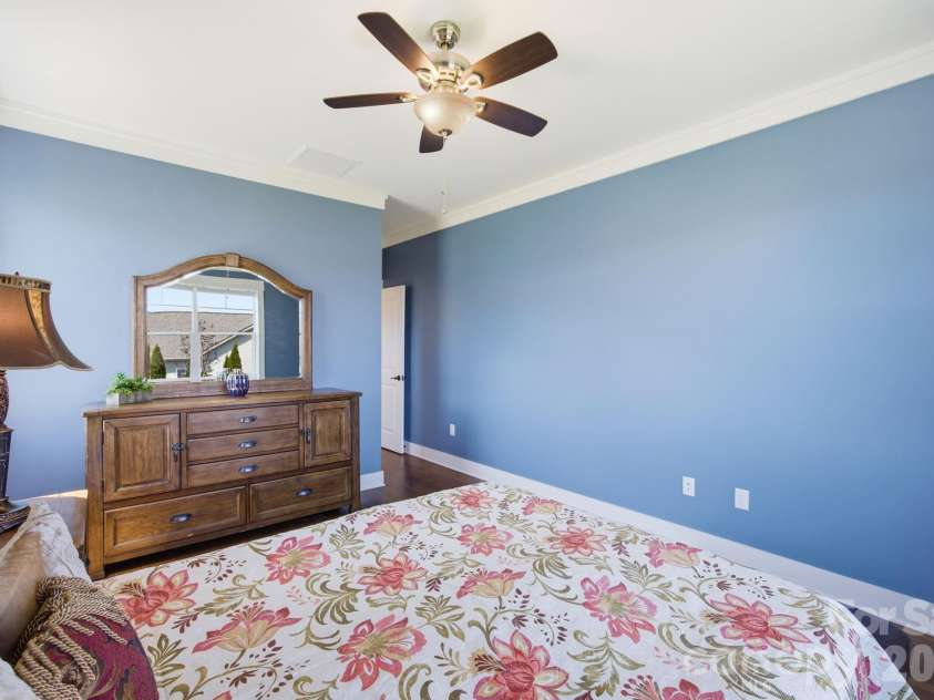 82 Blacksmith Run Drive, Hendersonville, NC 28792.  MLS# CAR4363924, YatesRealty ID 26434. 