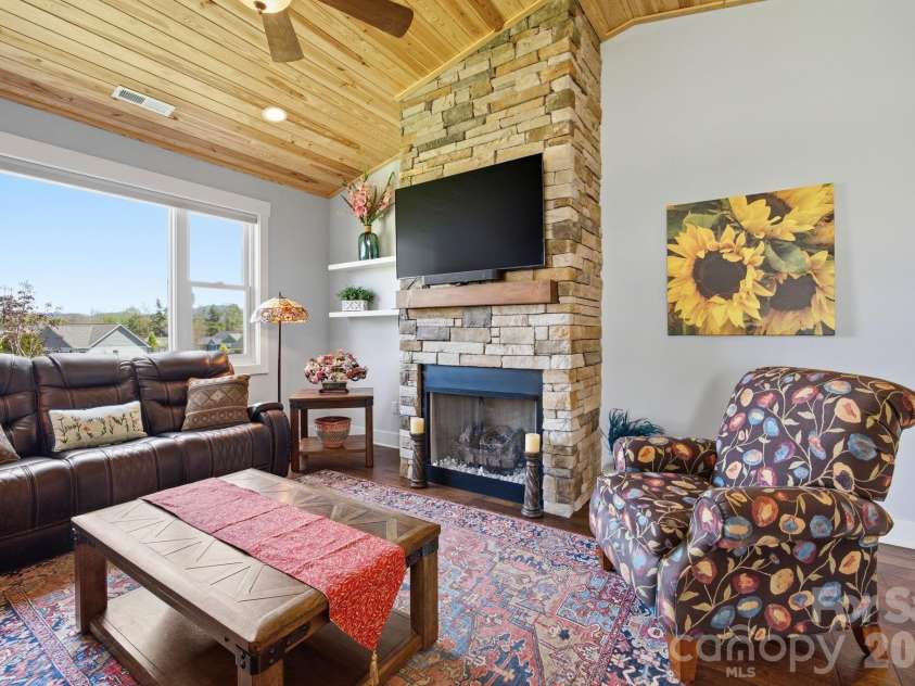 82 Blacksmith Run Drive, Hendersonville, NC 28792.  MLS# CAR4363924, YatesRealty ID 26434. Floor to Ceiling Fireplace!